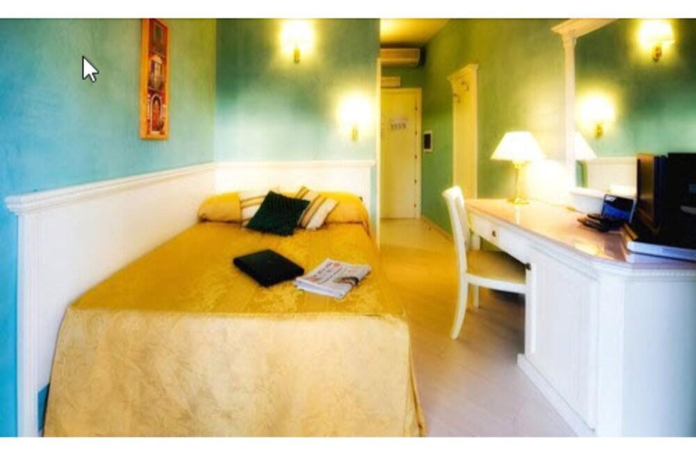 Hotel Bright Рим Екстер'єр фото
