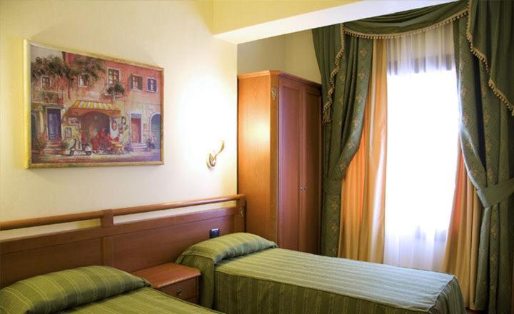 Hotel Bright Рим Екстер'єр фото